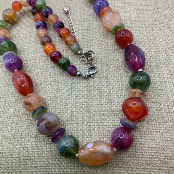 RMN Avon Vintage Multi Colored Swirl Beaded Necklace - Picture 1 of 6